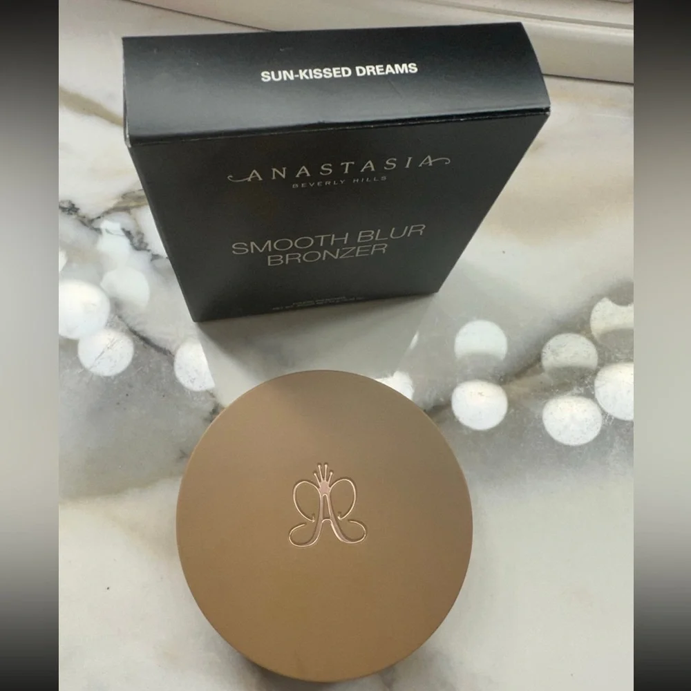 Anastasia Beverly Hills Smooth Blur Powder Bronzer Sun Kissed Dreams